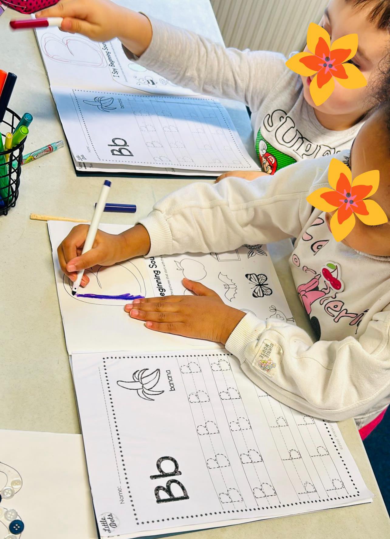 Story time, music and learning through play with friends